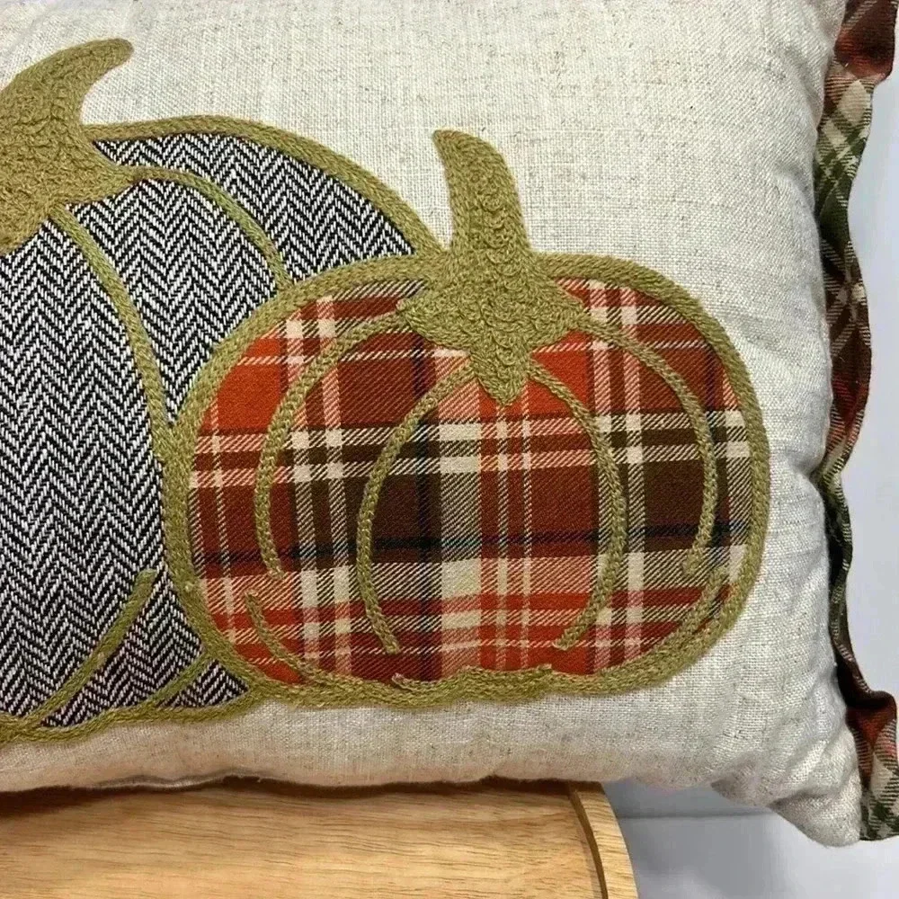 Fall embroidered harvest pumpkins decorative throw pillow country home 20”x12”